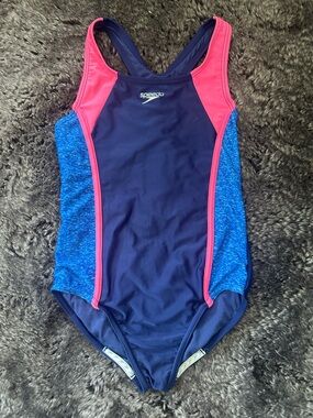 Girls Speedo One Piece Swimsuit Blue Pink Youth Medium NWOT.